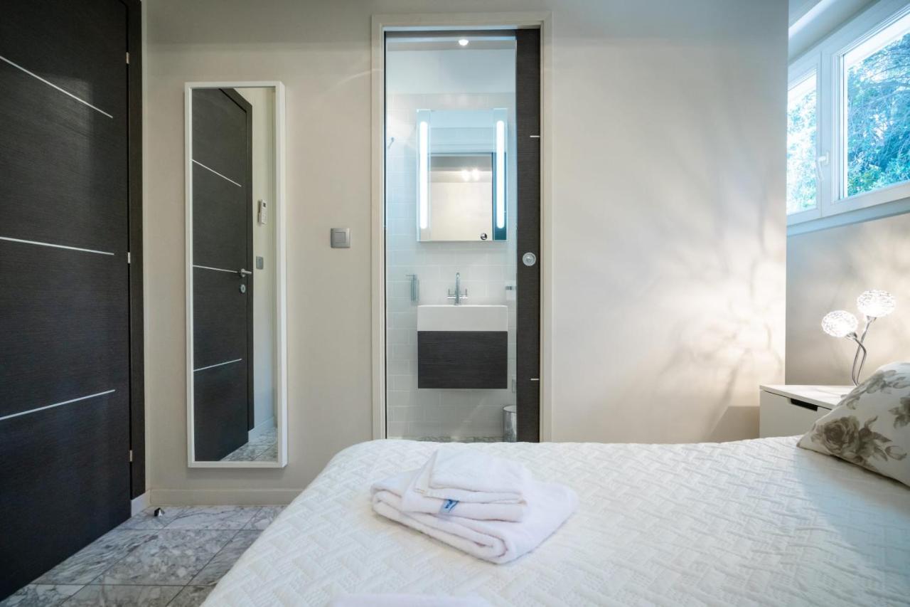 2-Bedroom Apartment Pointe Croisette Peaceful Walk To The Beach 칸느 외부 사진